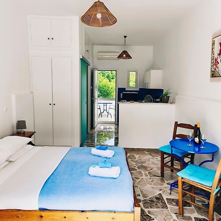 Bungalows Ingrid Толон Экстерьер фото